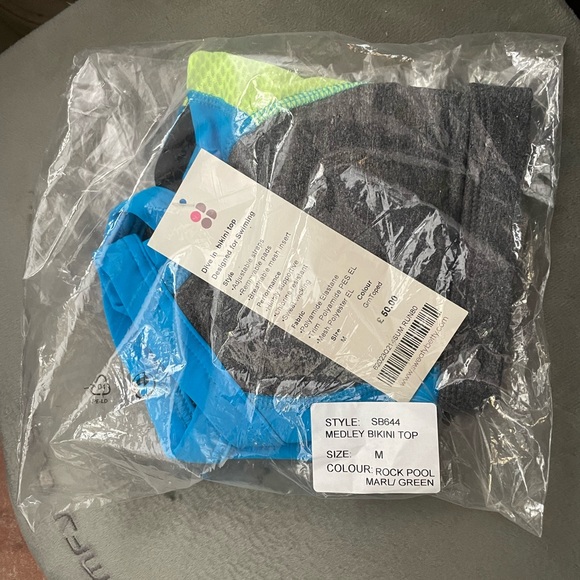 Sweaty Betty Medley Dive In Athletic Bikini Yoga Top 34 A to C cup - Picture 6 of 11